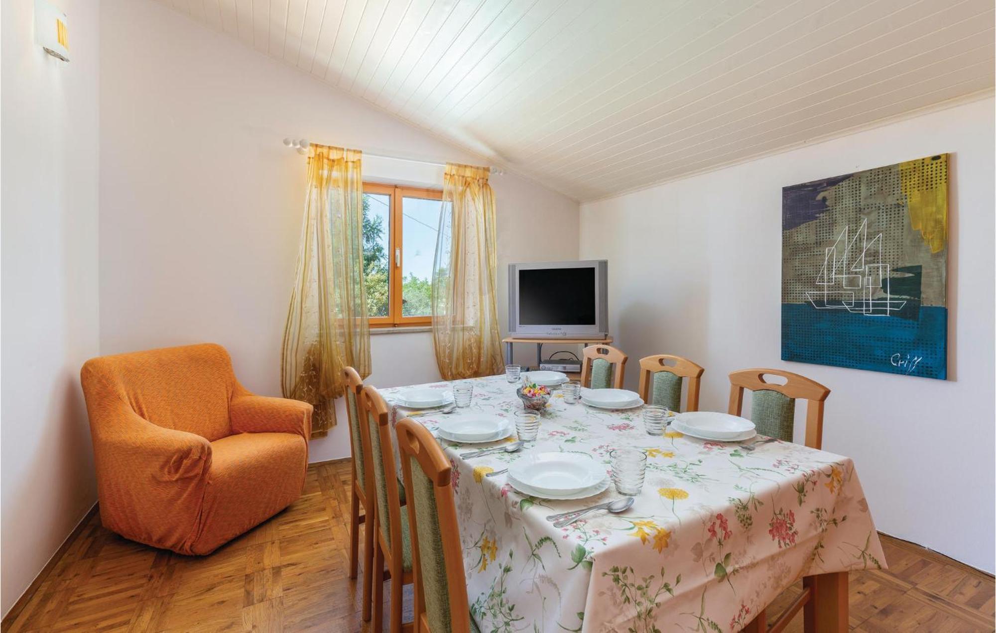 Cozy Apartment In Tar With House Sea View Тар Экстерьер фото